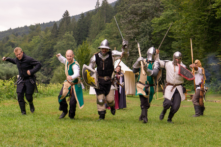 srednjeveški najemniki 2